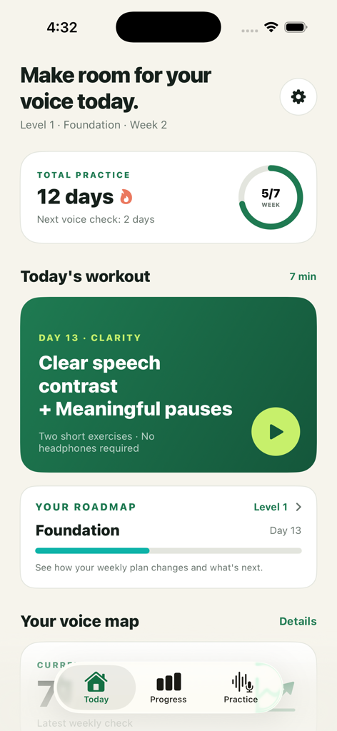 VoiceMaxxing iPhone onboarding ekranı